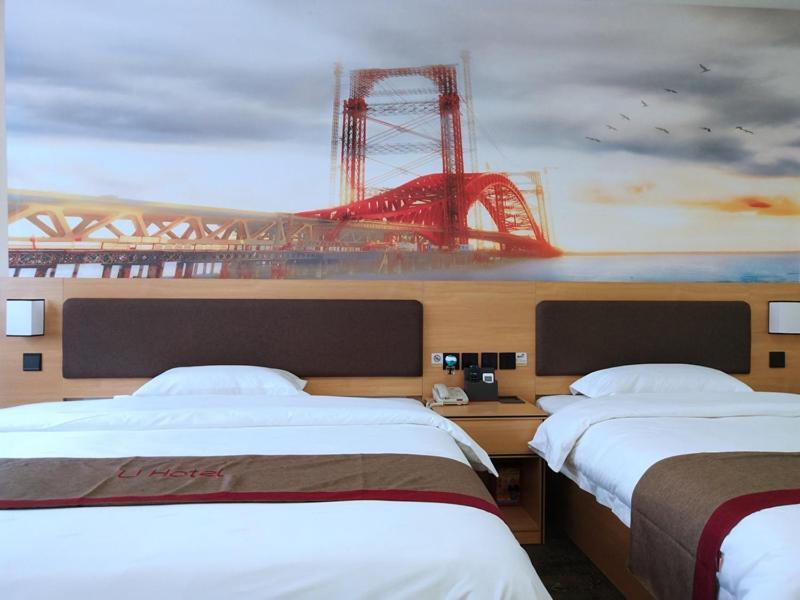Thank Inn Plus Hotel Jiangxi Fuzhou Jinxi County Government Square Exterior foto